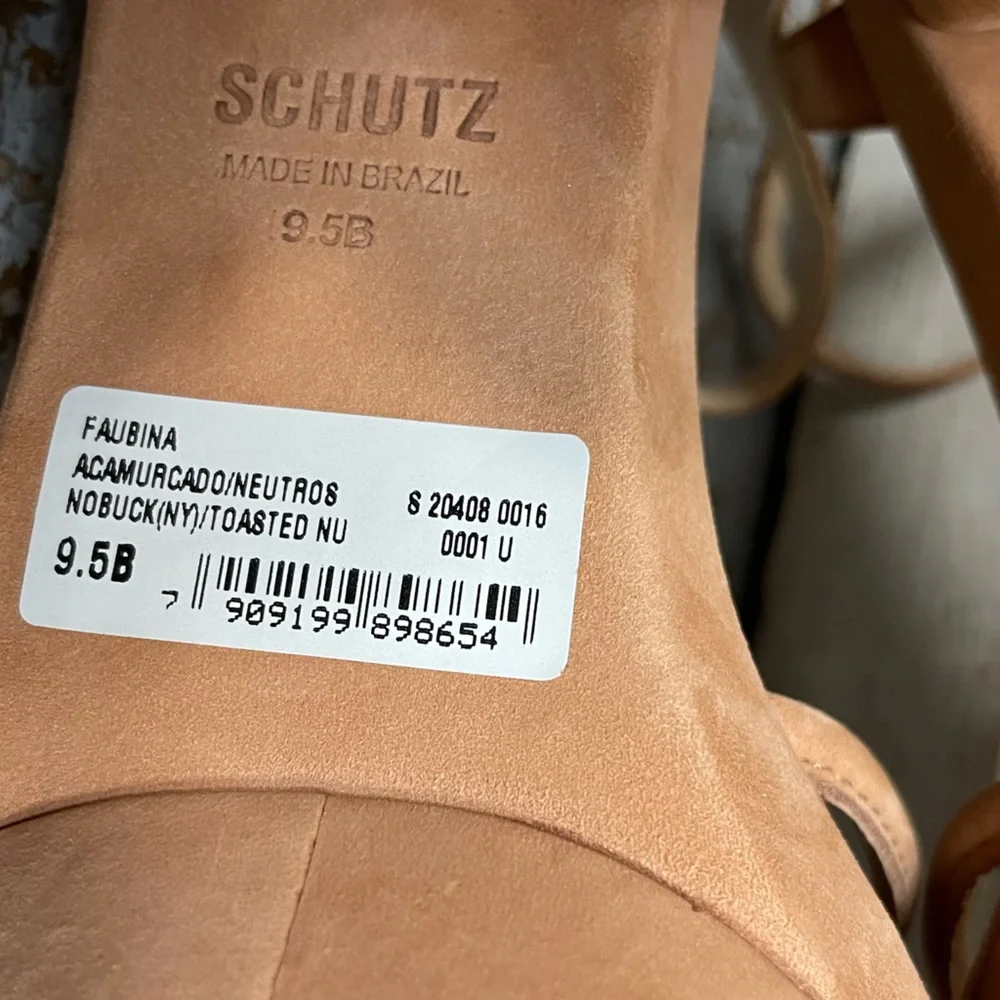 SCHUTZ great preowned